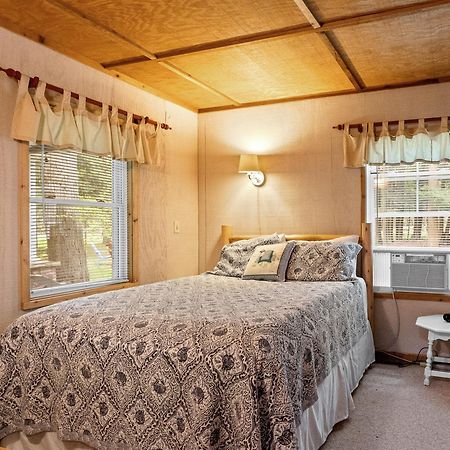 Experience The Charm Of Silver Lake At Parrothead Retreat Mears Exterior foto
