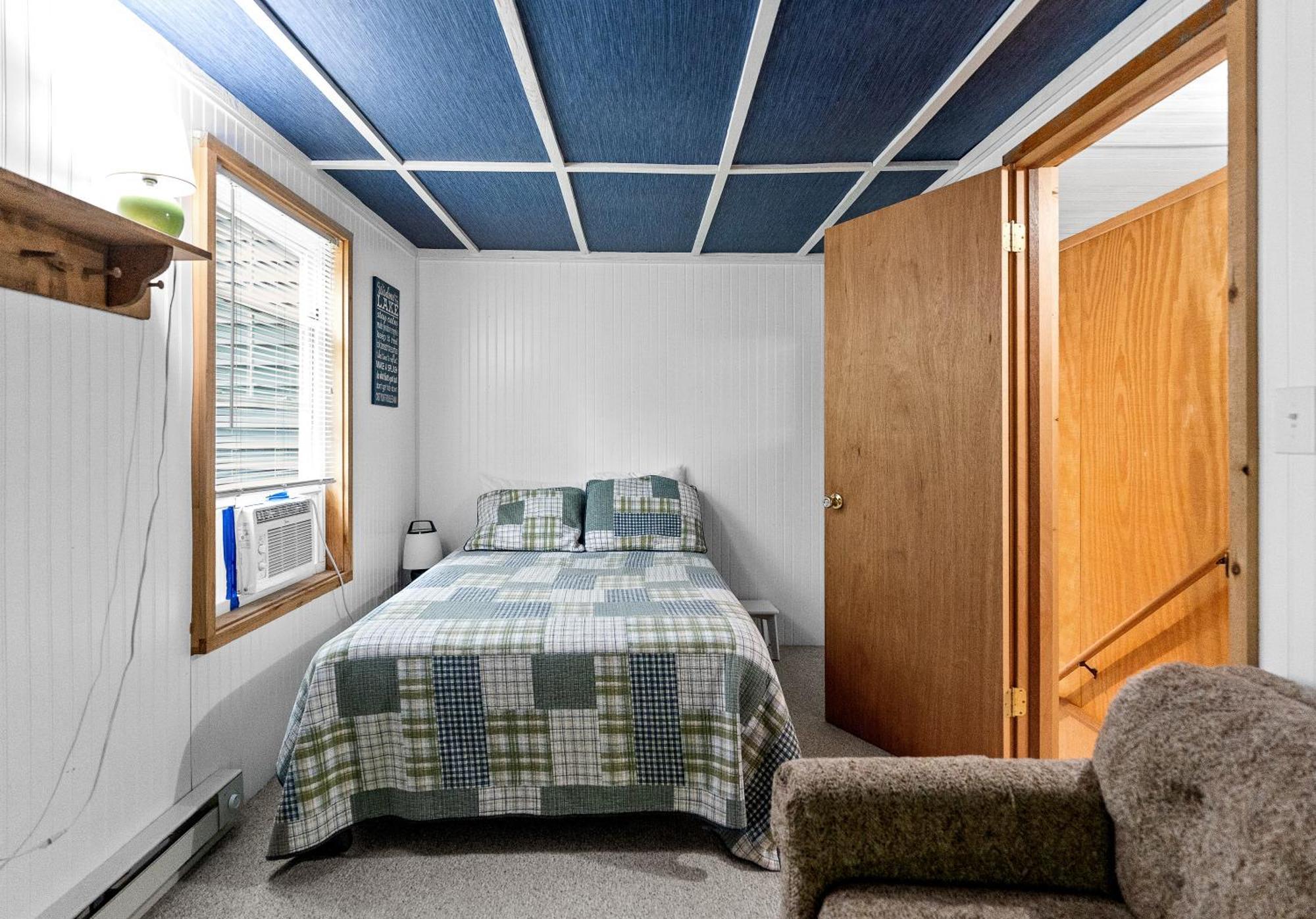 Experience The Charm Of Silver Lake At Parrothead Retreat Mears Exterior foto